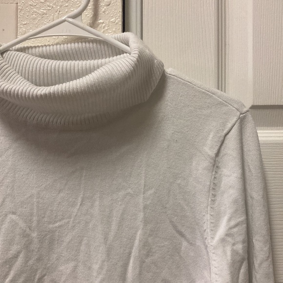 what ;  calvin klein long dress turtleneck blouse in the color white 🦷 - Picture 4 of 10